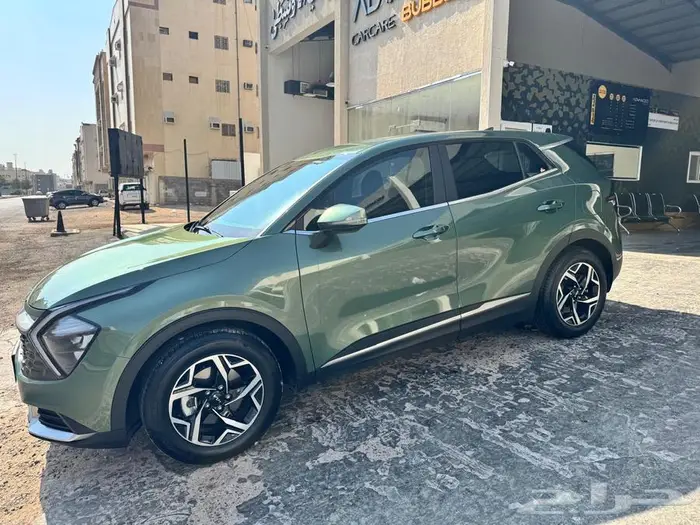 كيا سبورتاج 2023 الفئه الثانيه بدون فتحه سقف 9