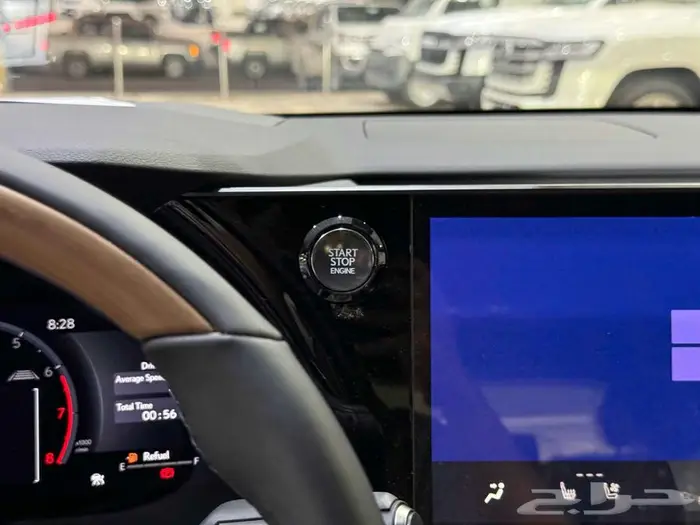 لكزس RX 350 بي بي ابيض بنزين 2025 اقل سعر 2