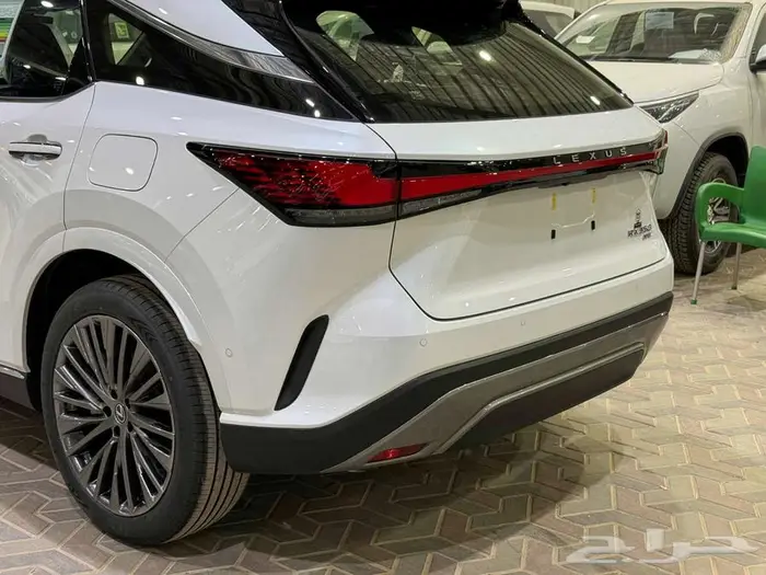 لكزس RX 350 بي بي ابيض بنزين 2025 اقل سعر 27