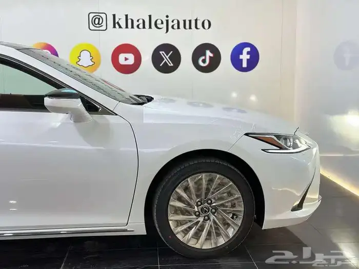 لكزس ES350CC موديل 2025 6