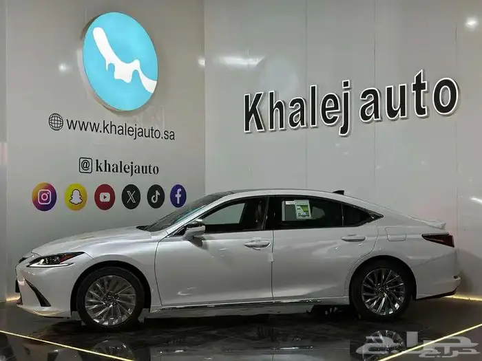 لكزس ES350CC موديل 2025 3