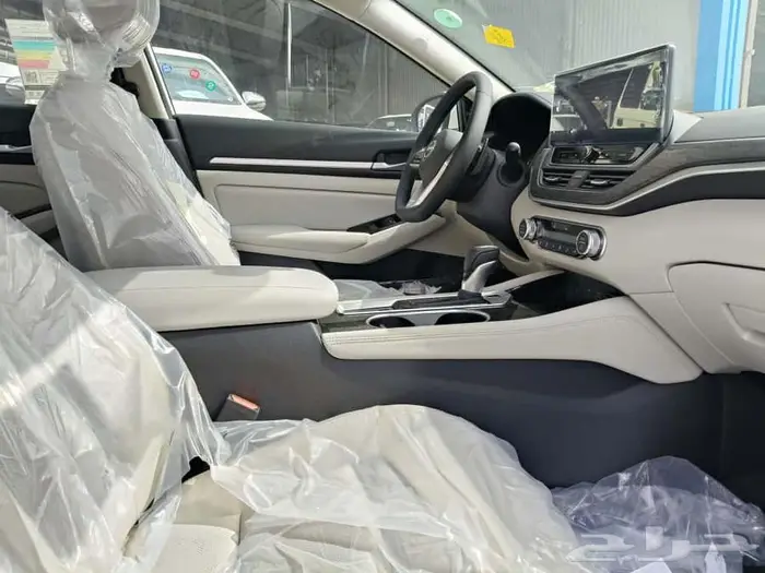 نيسان التيما فئة نص فل والفل موديل 2026 خليجى كاش واقساط 5