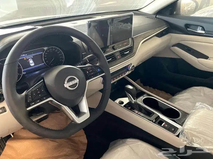 نيسان بترول بلاتنيوم تنفس طبيعي فل كامل موديل 2026 الون اسود 2