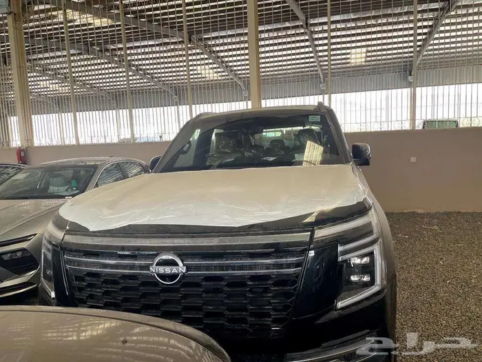 نيسان بترول بلاتنيوم تنفس طبيعي فل كامل موديل 2026 الون اسود 10