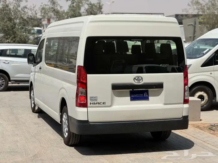 تويوتا هايس 13 راكب - ديزل -قير عادي -2026 6