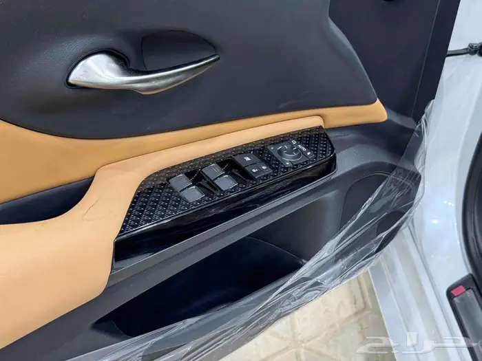 لكزس ES 250 اي اي ابيض بنزين 2025 اقل سعر 20