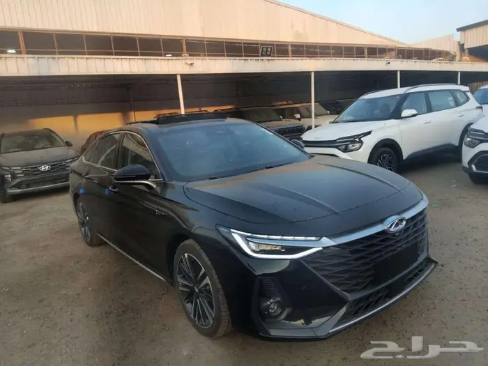 شيري اريزو 8 لاكجري 2.0 موديل 2026 بأسعار تنافسيه 2