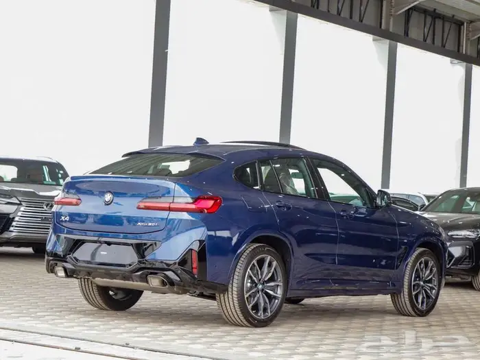 BMW X4 XDRIVE 30i 2023 فل كامل الناغي 4