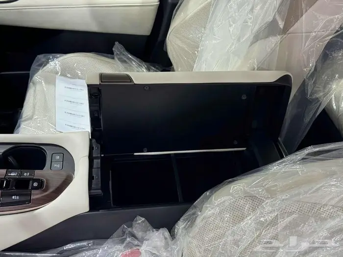 تويوتا كراون بريميوم اسود هايبرد 2026 اقل سعر 22