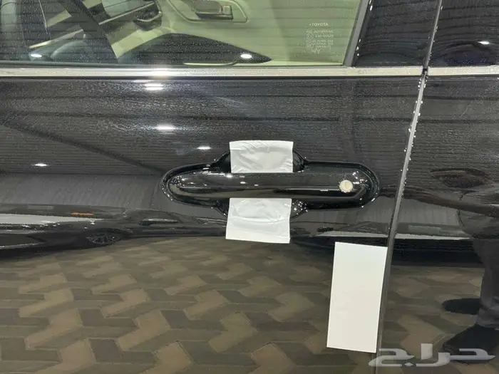 تويوتا كراون بريميوم اسود هايبرد 2026 اقل سعر 24