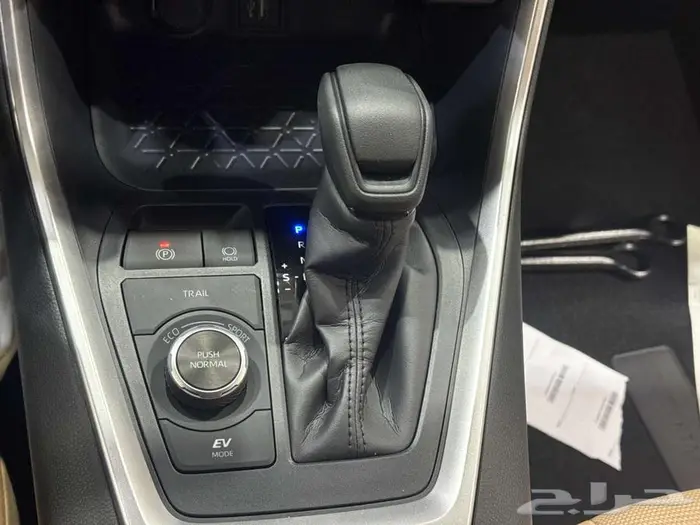 تويوتا راف فور ستاندر دبل رمادي هايبرد 2025 اقل سعر 15