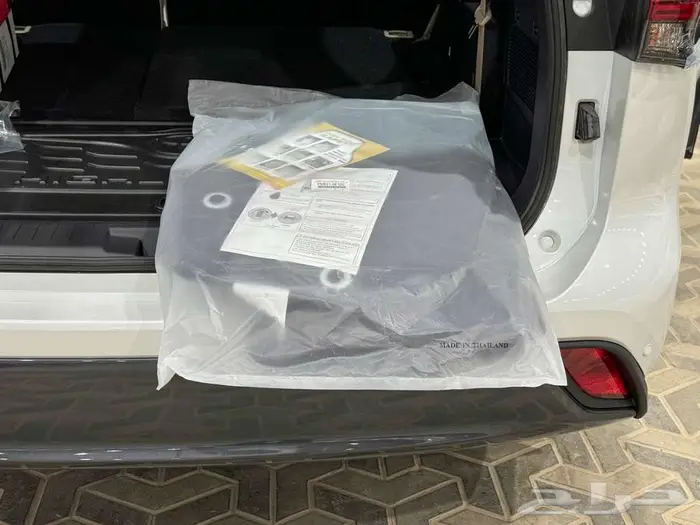 تويوتا هايلاندر لميتد فل ابيض هايبرد 2025 اقل سعر كاش واقساط 17