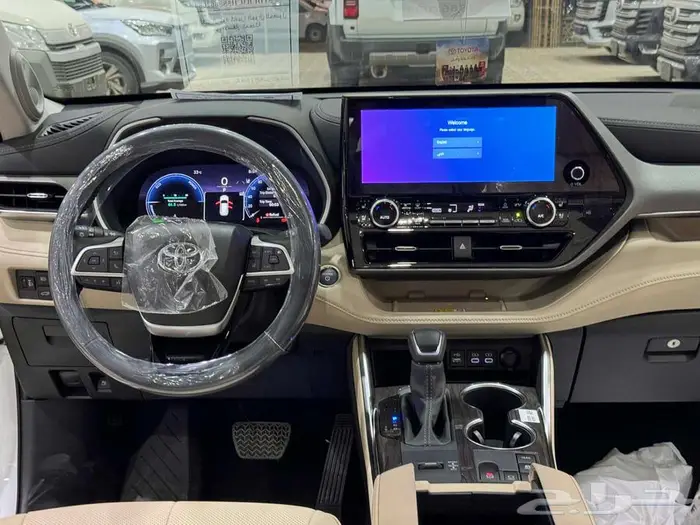 تويوتا هايلاندر لميتد فل ابيض هايبرد 2025 اقل سعر كاش واقساط 30