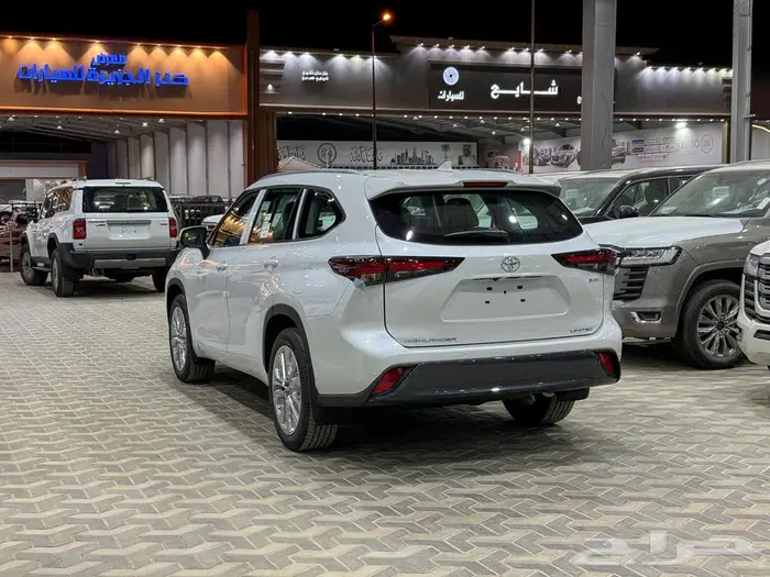 تويوتا هايلاندر لميتد فل ابيض هايبرد 2025 اقل سعر كاش واقساط 36