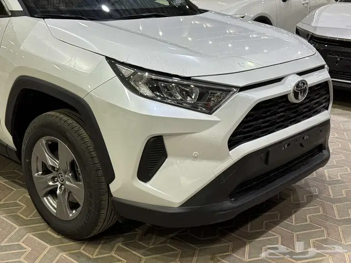 تويوتا راف فور ستاندر دبل ابيض بنزين 2025 اقل سعر كاش وبنوك 7