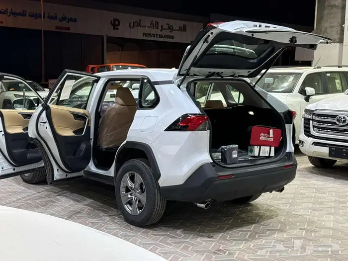 تويوتا راف فور ستاندر دبل ابيض بنزين 2025 اقل سعر كاش وبنوك 25