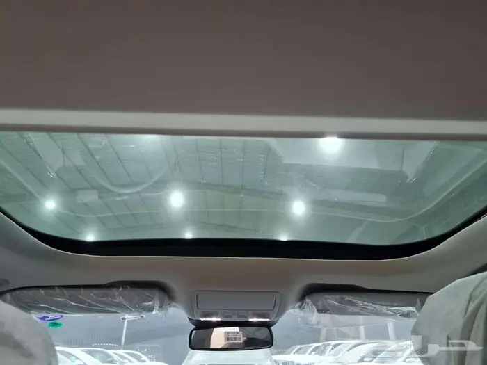 فورد تورس الفئه تيتانيوم الموديل 2026 13