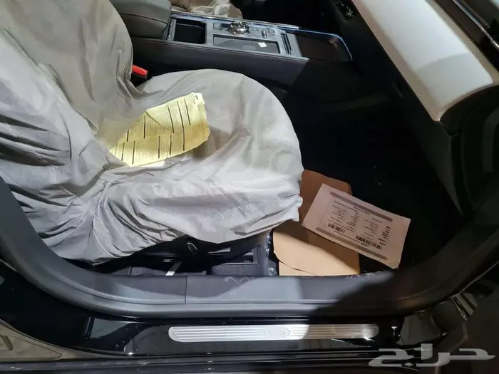 فورد تورس الفئه تيتانيوم الموديل 2026 10