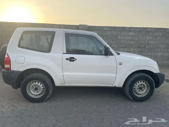 باجيرو ميتسوبيشي 2006 نظيف جدا 1