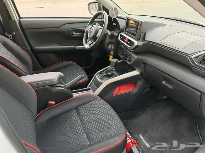 تويوتا رايز استاندر XLE موديل 2026 9