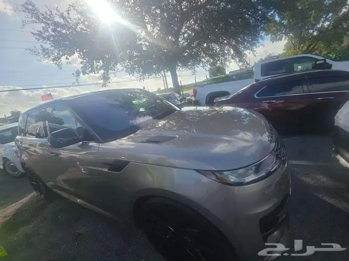 رنج سبورت 2023 بسعر واصل للبيت 373 الف واصل للبيت 2