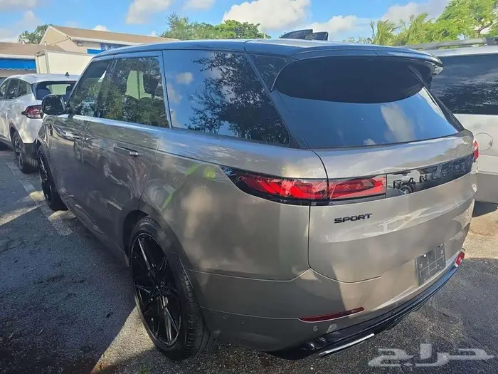 رنج سبورت 2023 بسعر واصل للبيت 373 الف واصل للبيت 0