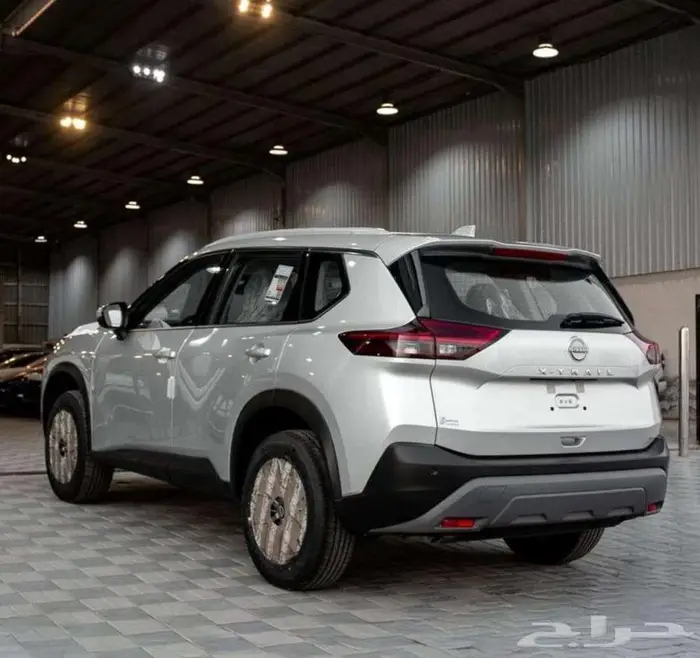 عرض خاص-نيسان اكستريل 2025كاش-اقساط جميع البنوك 4