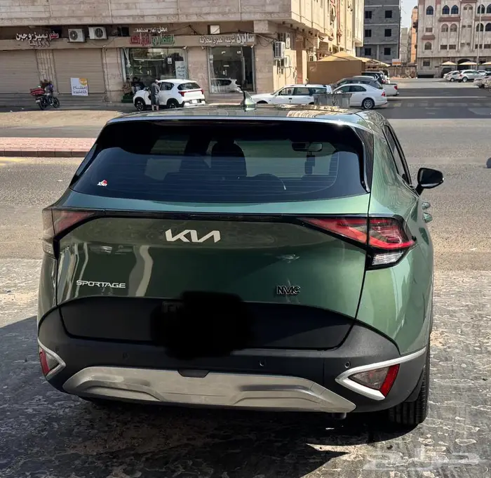 كيا سبورتاج 2023 الفئه الثانيه بدون فتحه سقف 7