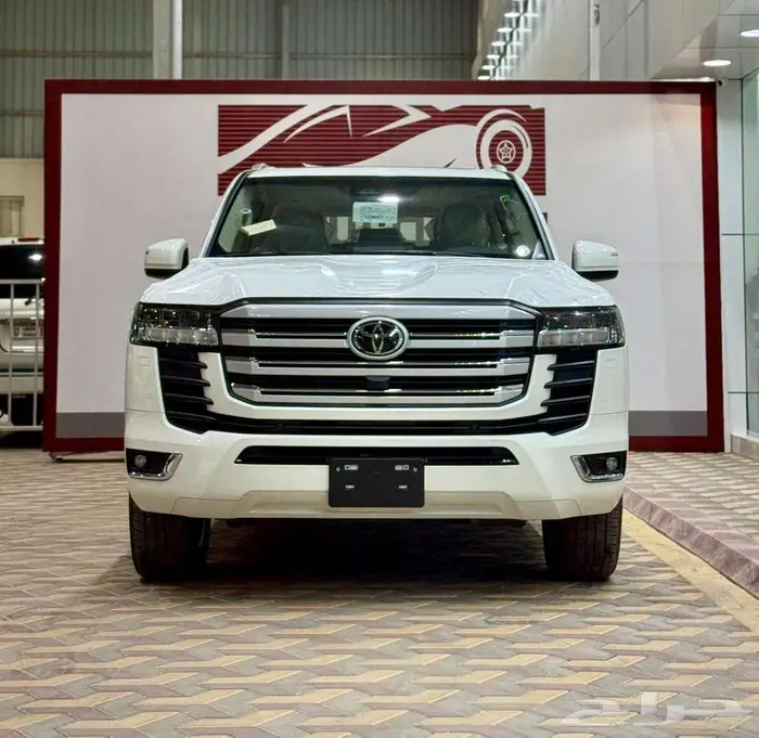 تويوتا لاندكروزر موديل 2025 - L4 بسعر 310650 0