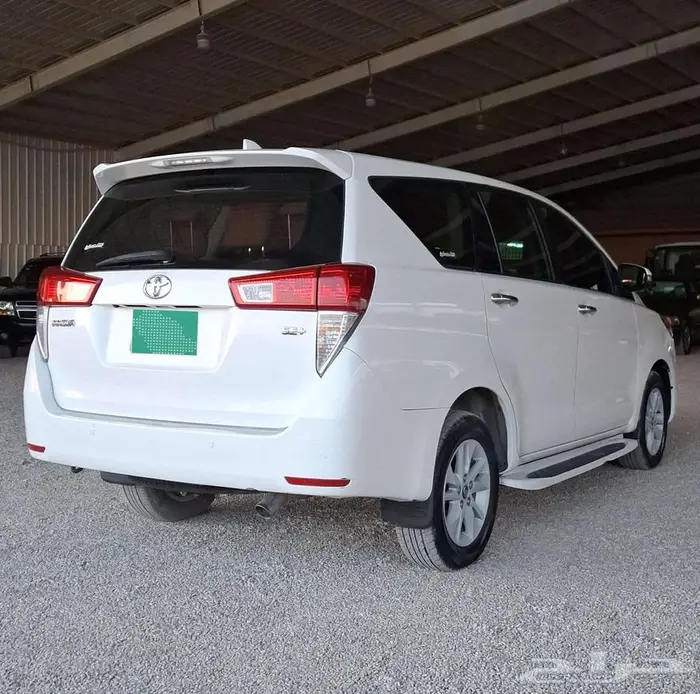 تويوتا انوفا قير اوتماتيك 2016 10