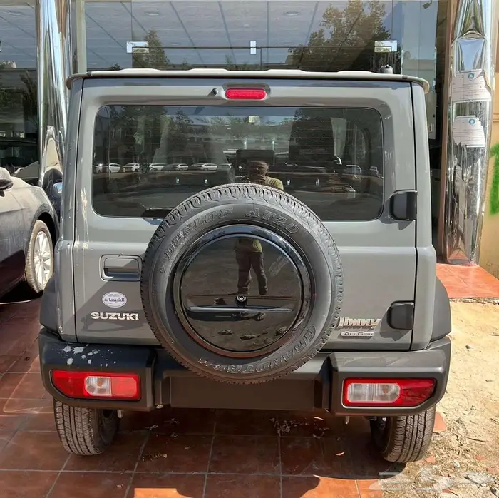 سوزوكي جمني فل GLX باب 2025 ب 72500 غير شامل الضريبة 4