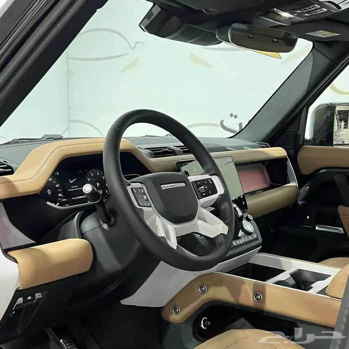 لاندروفر ديفندر 4 سلندر SE دبل بنزين تماتيك خليجي 2026 6