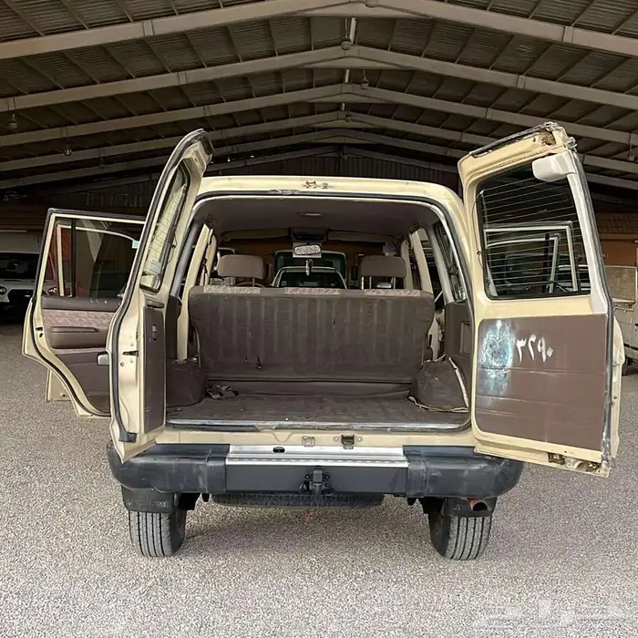 تويوتا لاندكروزر في اكس ار 6 سلندر دبل قير عادي 1996 7