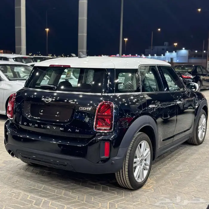 ميني كوبر A21BR موديل 2023 لون أسود ( كاش ) 8