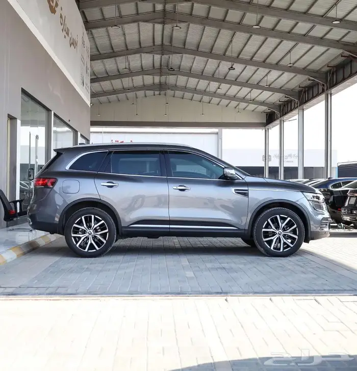 رينو كوليوس فل كامل ممشي قليل موديل 2024 3