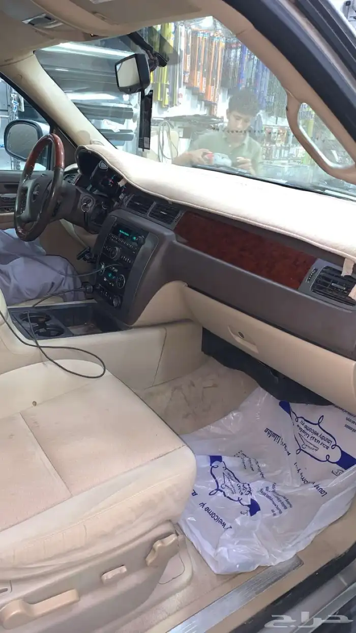 يوكن 2009دبل محركات شرط بدي فيه تلقيطات خفيفه 3