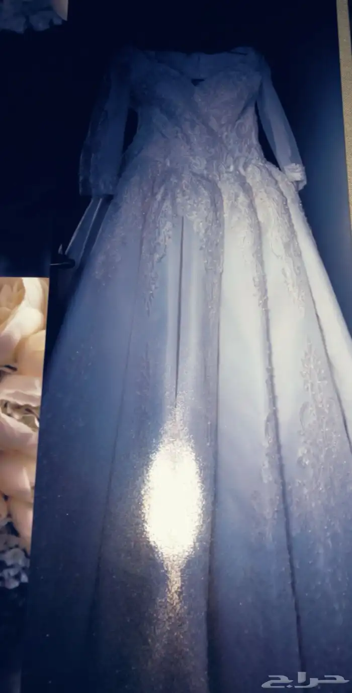 فستان زواج نظيف سبب بيعه لم اعد احتاجه 0