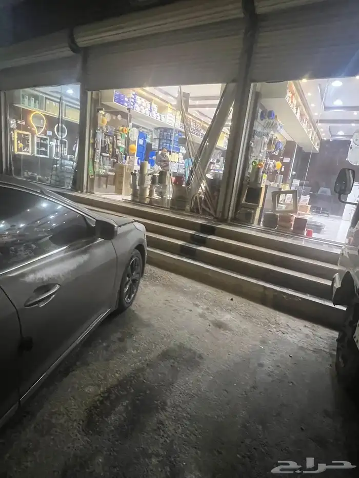 لتقبيل مؤسسه مؤاد بناء كهرباء وسباكه وعدد 28