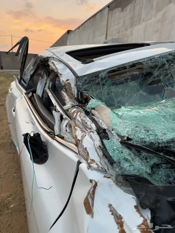 كامري 2019 هايبرد مصدوم 5