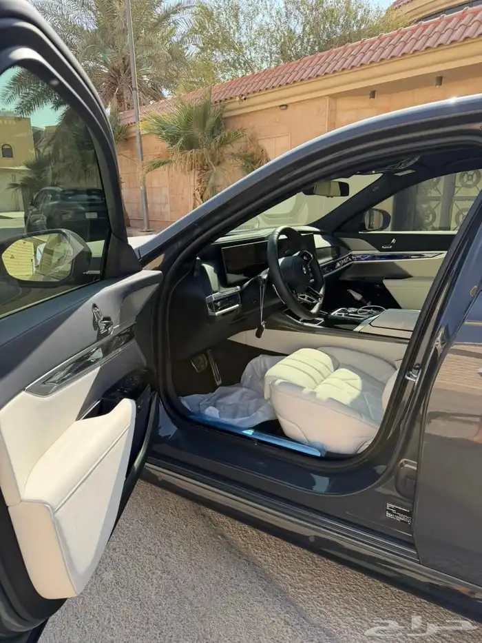 بي ام دبليو 735 (M-kit) 2026 ناغي فل الفل ضمان وصيانه 5