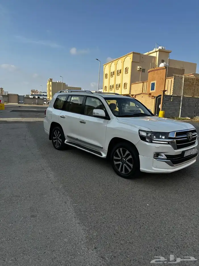 لاندكروزر 2016 2