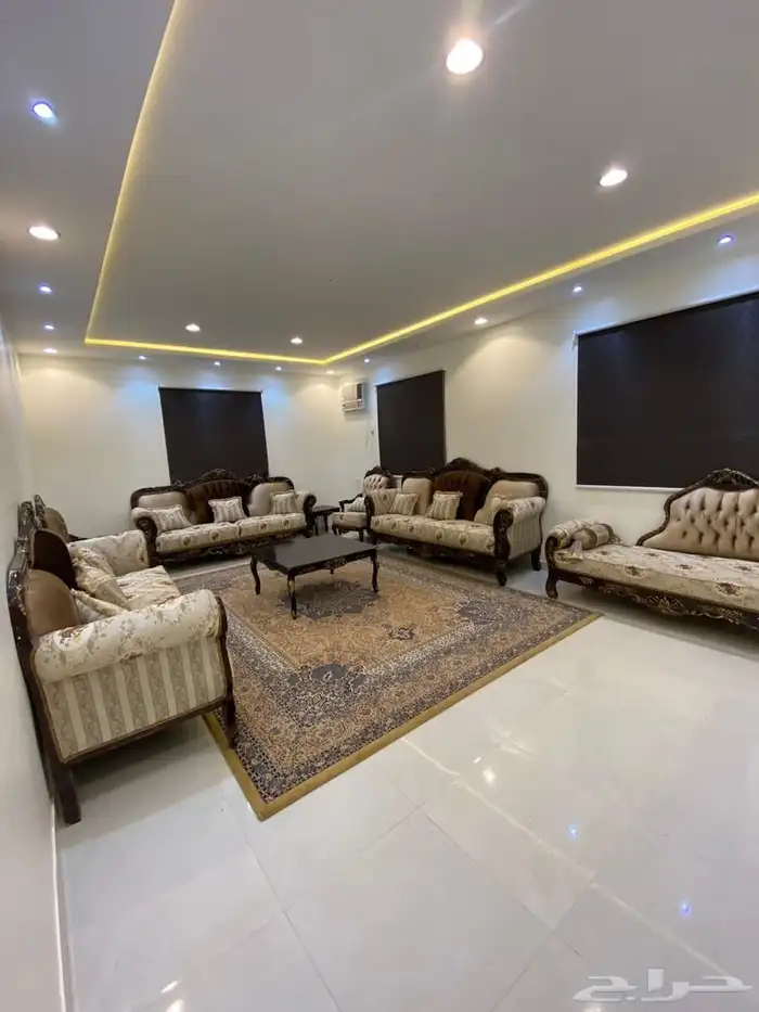 شقق سكنية مفروشة وملحق روف للإيجار خميس مشيط الواديين 0