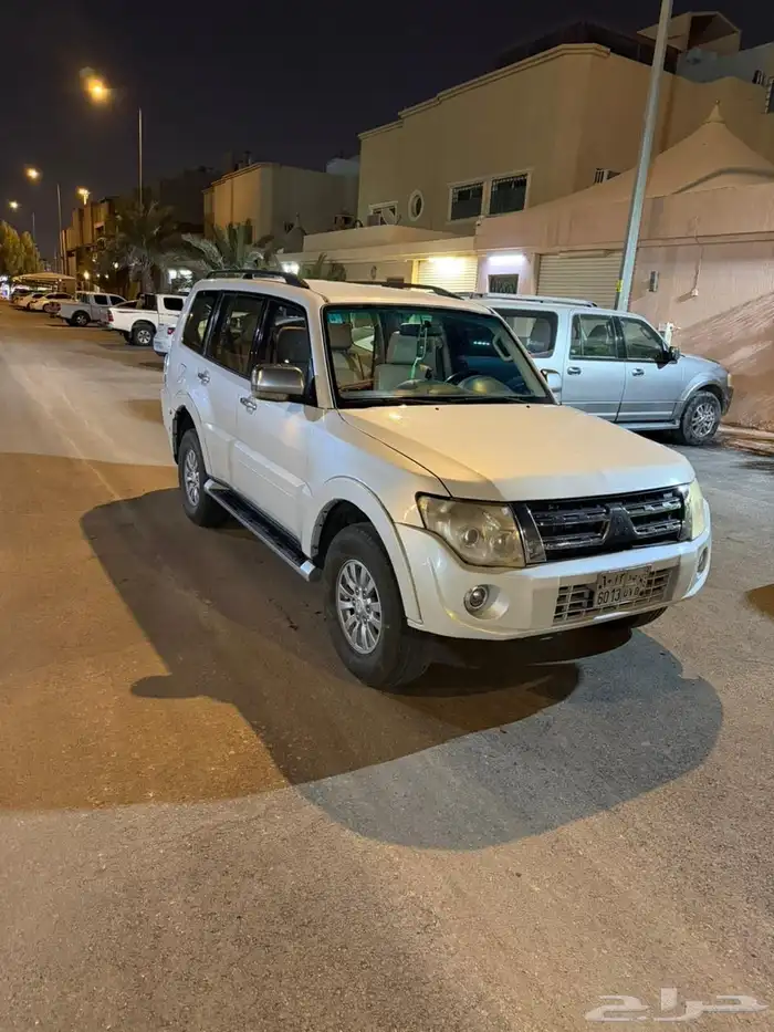 جيب باجيرو 2013 الممشى قليل للبيع 0