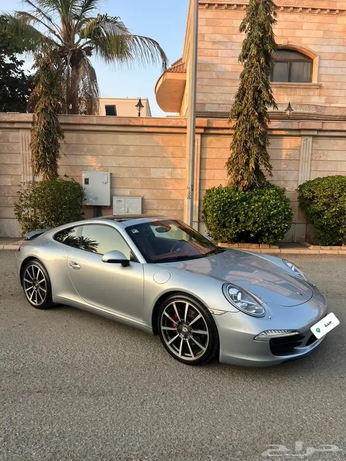 بورش كاريرا 8