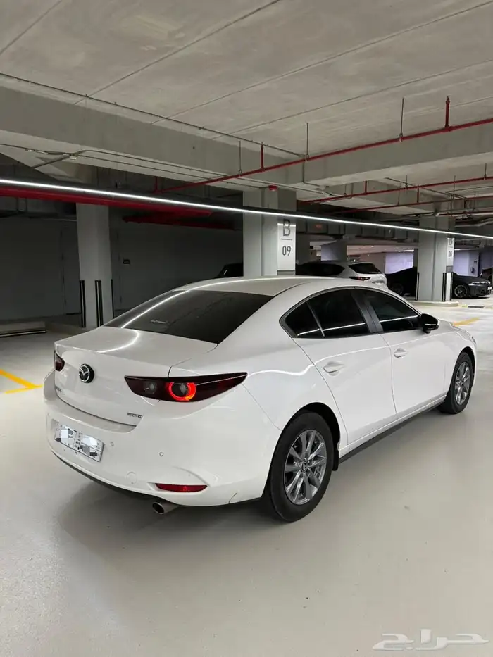 مازدا 3 2025 4