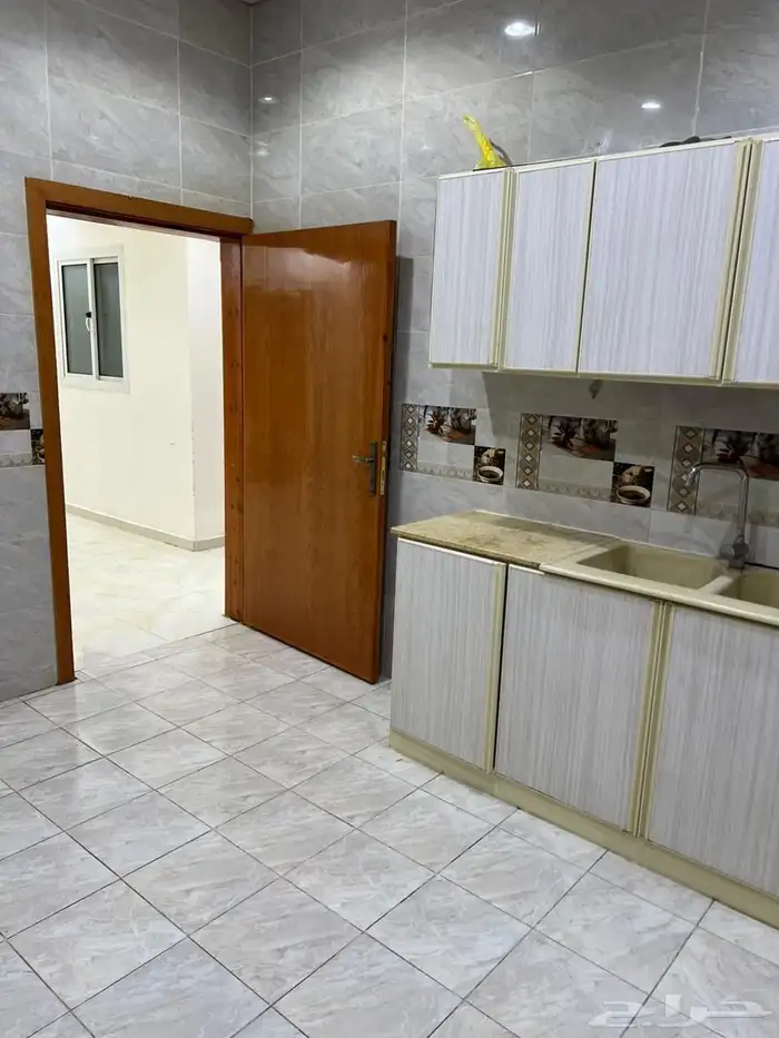 شقة عوائل وغرف عزاب مفروشة شخص واحد بعقيق الباحة 24