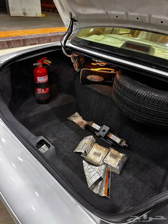 فورد فكتوريا 2011 بوليسي بدي وكالة 36