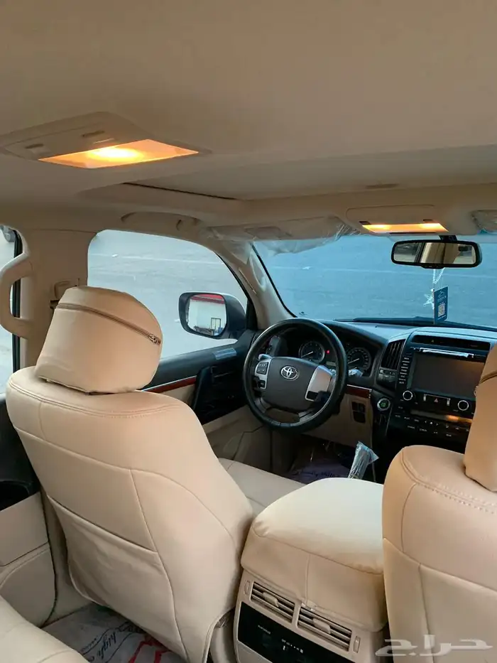 تويوتا جي اكس ار GXR لاندكروزر 19