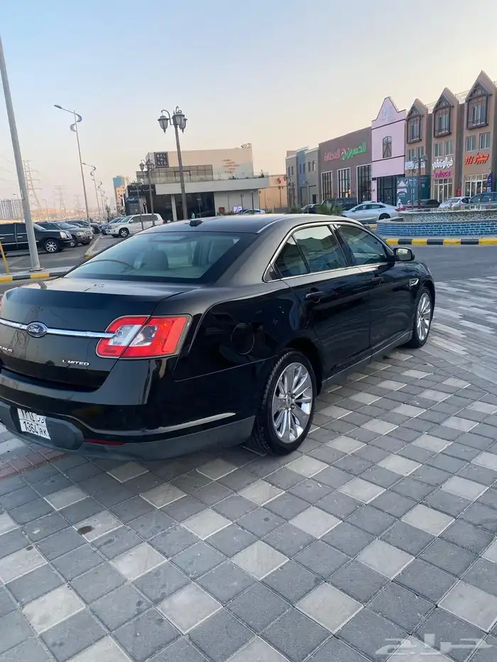 فورد تورس لمتد 2010 21
