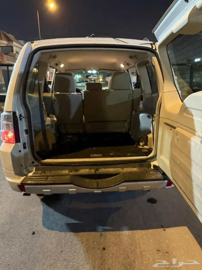 جيب باجيرو 2013 الممشى قليل للبيع 7